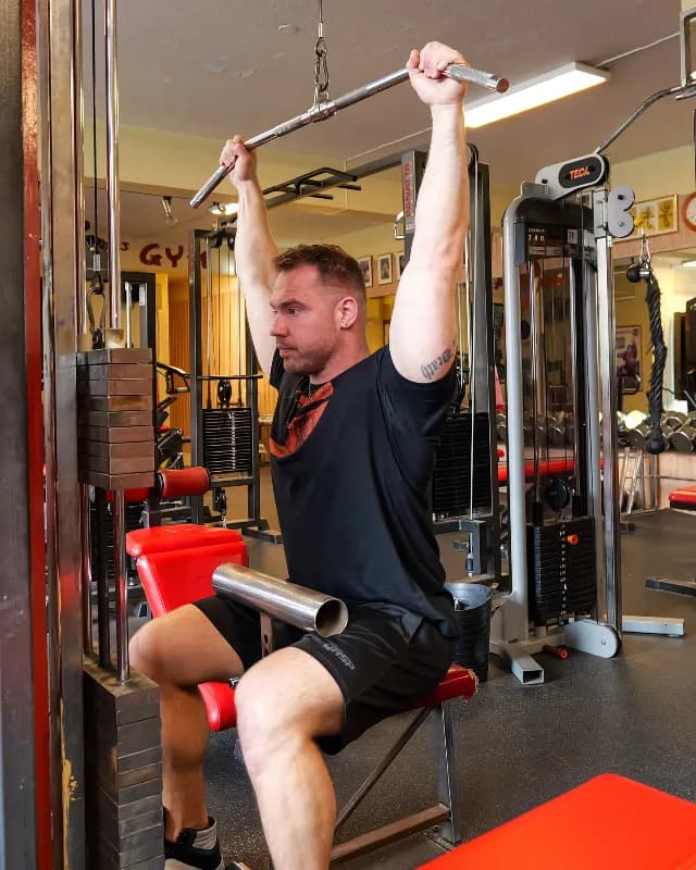 Lat Pulldown